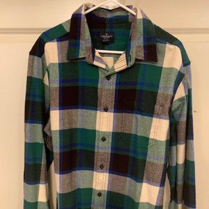 American Eagle Classic Fit Flannel